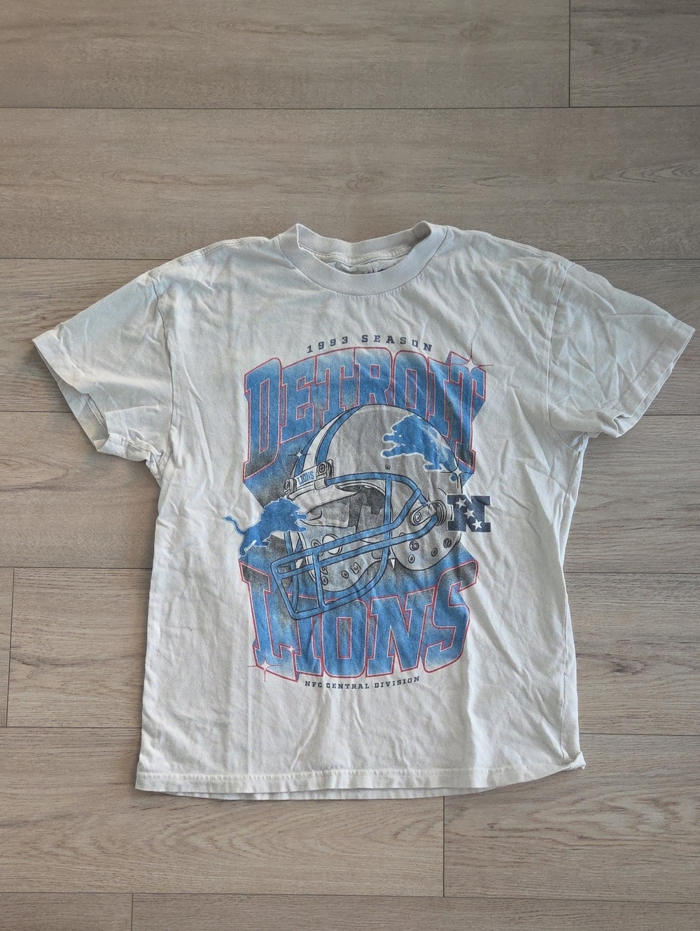 Abercrombie & Fitch White Detroit Lions Graphic Tee